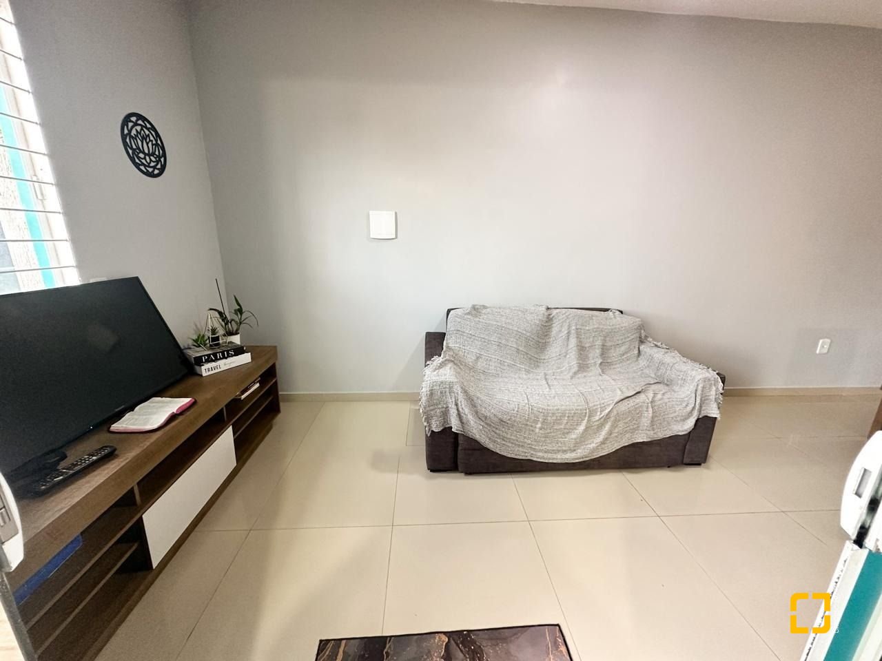Casa com 48m², 2 quartos, 1 garagem, no bairro Bela Vista em Palhoça