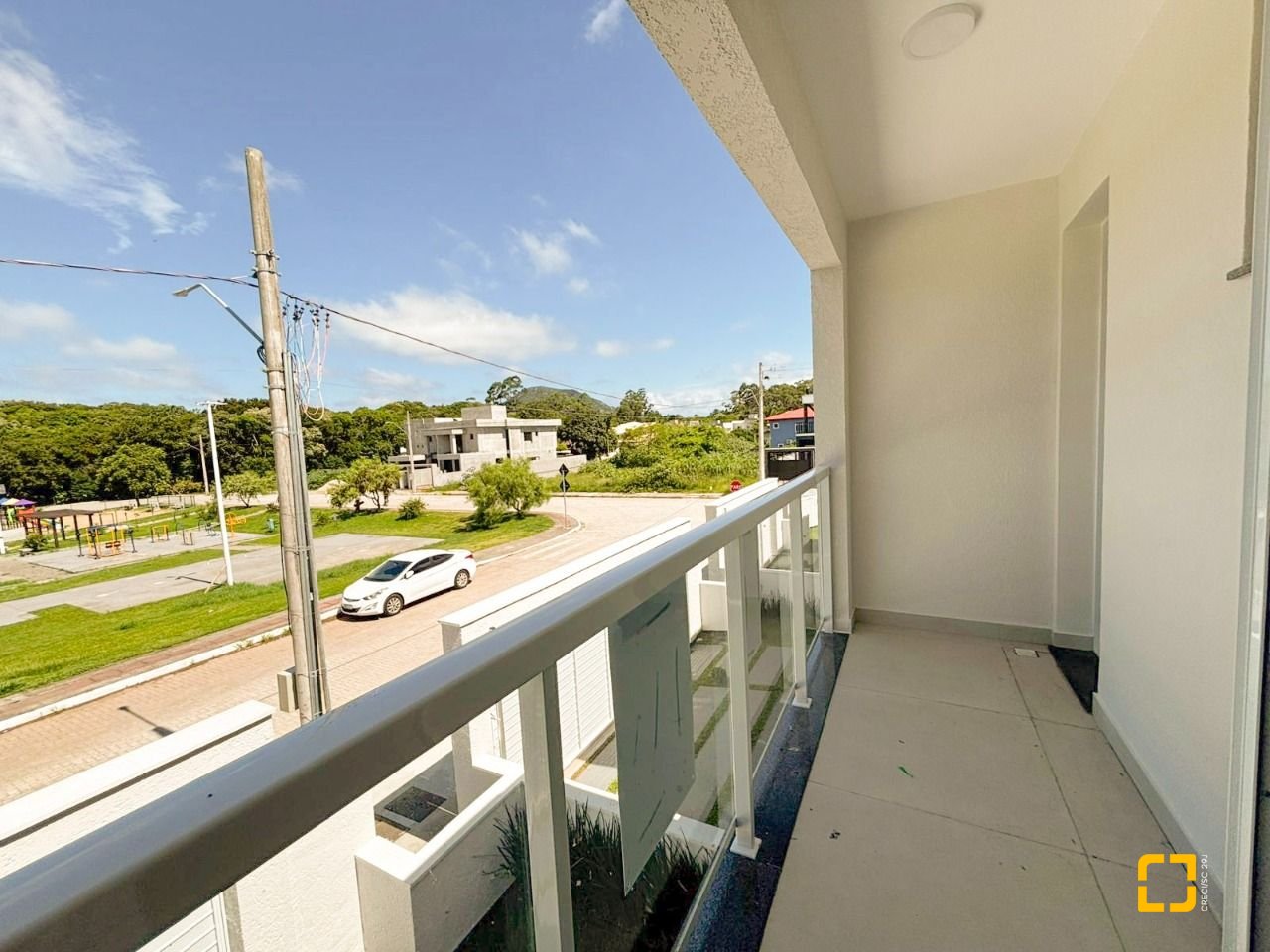 Casa com 138m², 3 quartos (sendo 3 suítes), 2 garagens, no bairro Ingleses do Rio Vermelho em Florianópolis