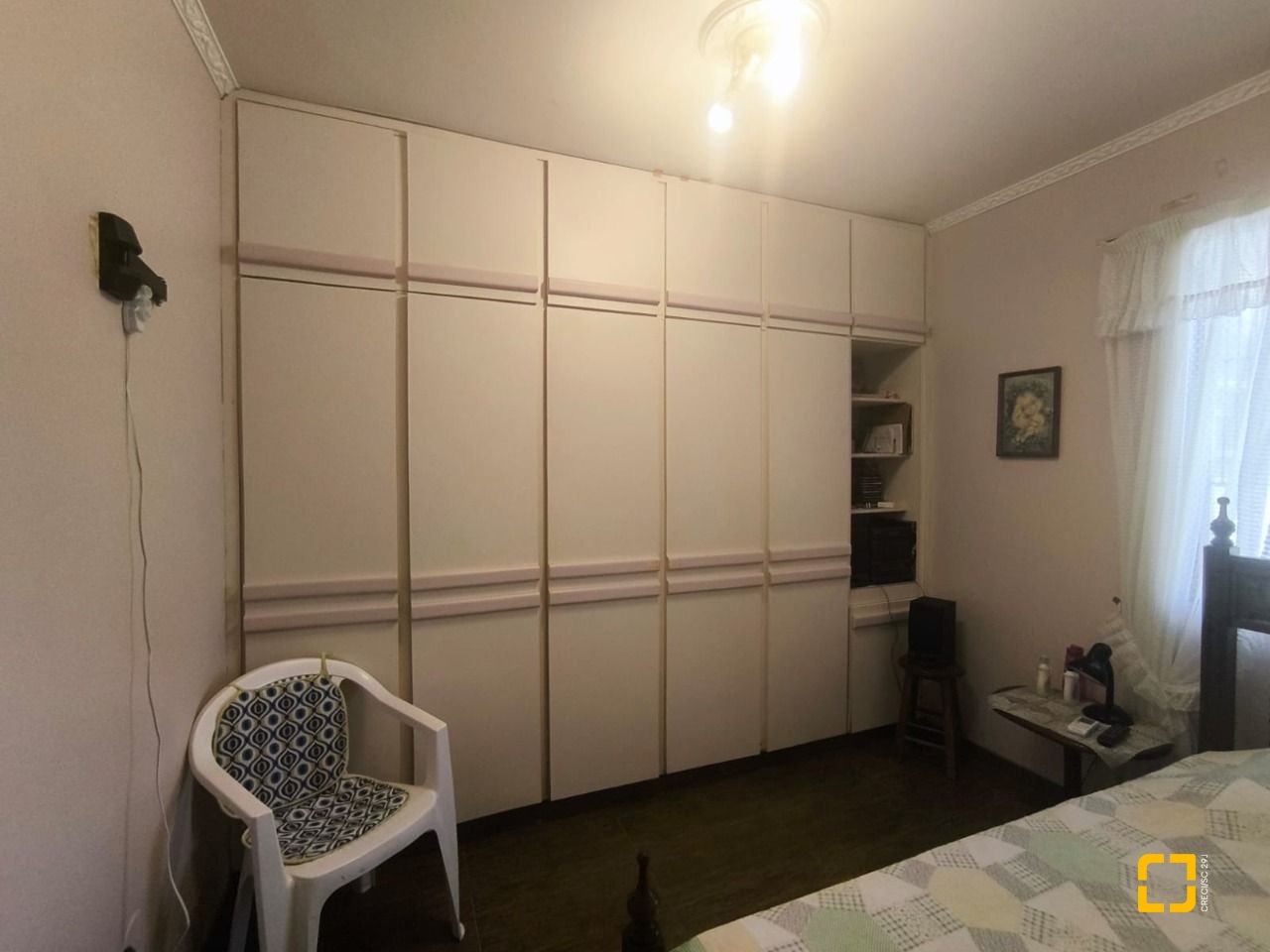 Casa com 153m², 3 quartos (sendo 1 suíte), no bairro Parque São Jorge em Florianópolis