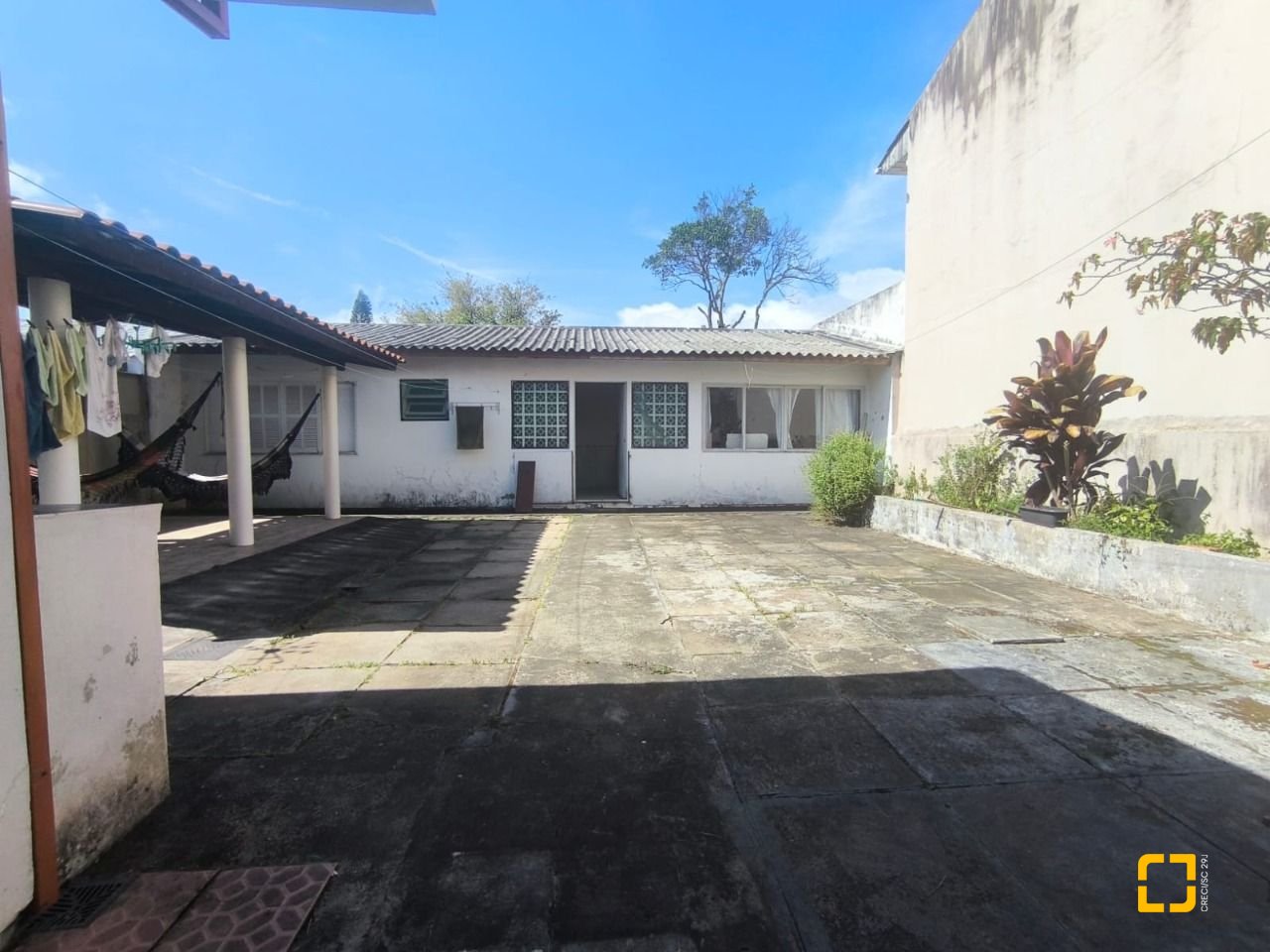Casa com 153m², 3 quartos (sendo 1 suíte), no bairro Parque São Jorge em Florianópolis