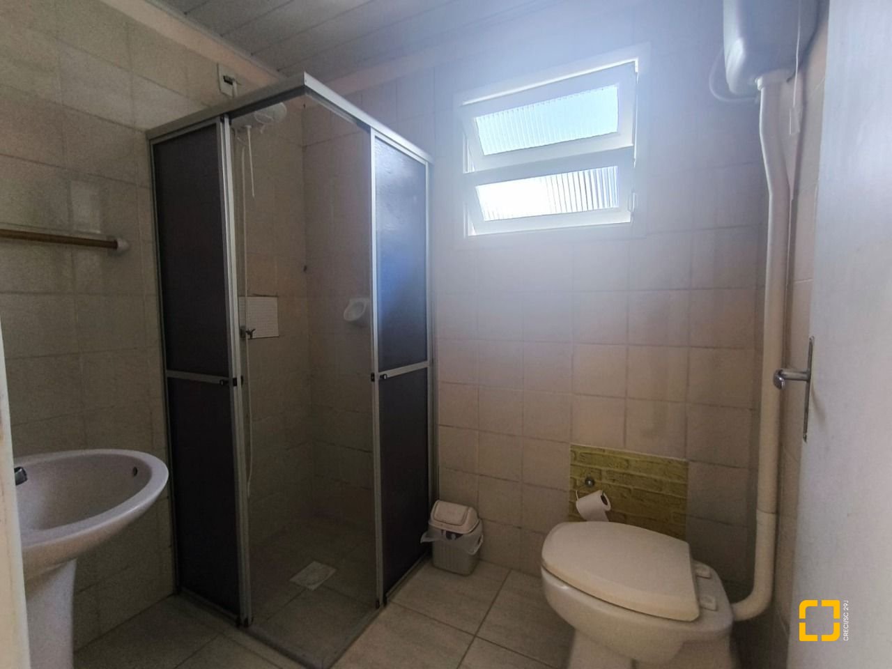 Casa com 153m², 3 quartos (sendo 1 suíte), no bairro Parque São Jorge em Florianópolis