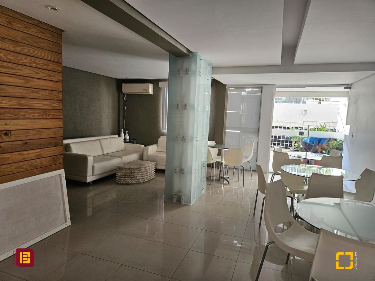 Apartamento com 95m², 3 quartos, 1 garagem, no bairro Centro em Florianópolis