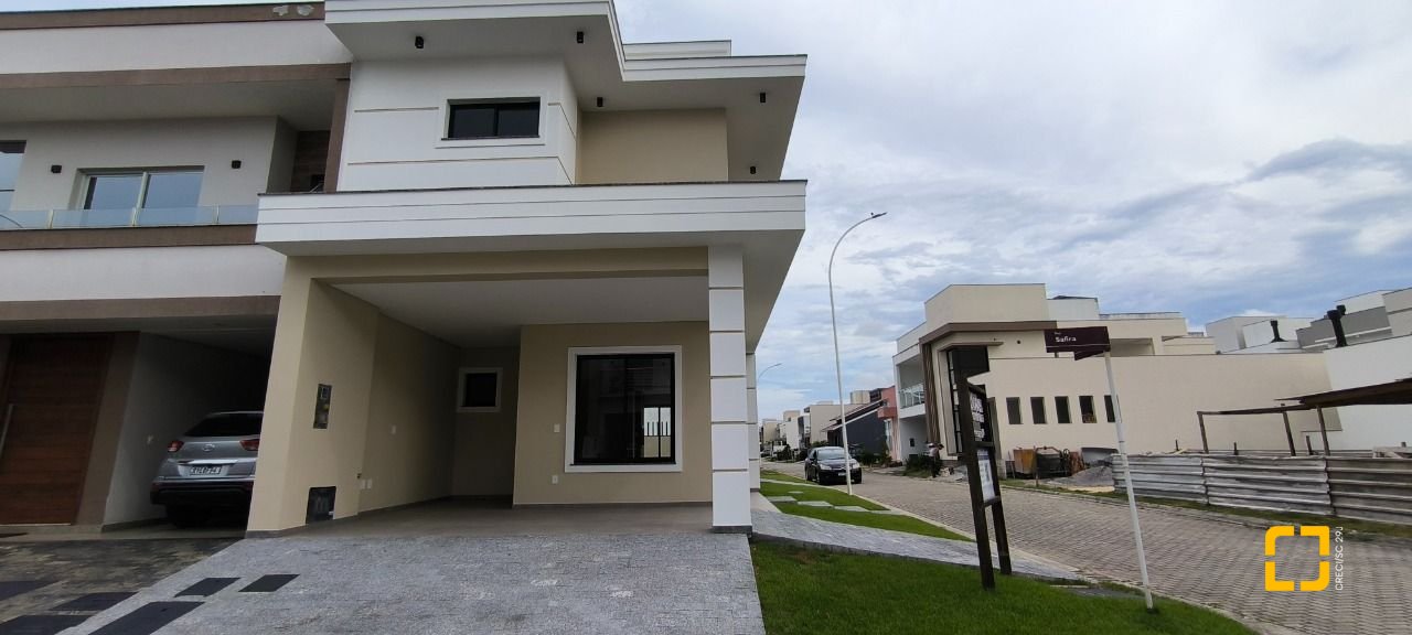 Casa de Condomínio com 150m², 4 quartos (sendo 1 suíte), 2 garagens, no bairro Beira Rio em Biguaçu
