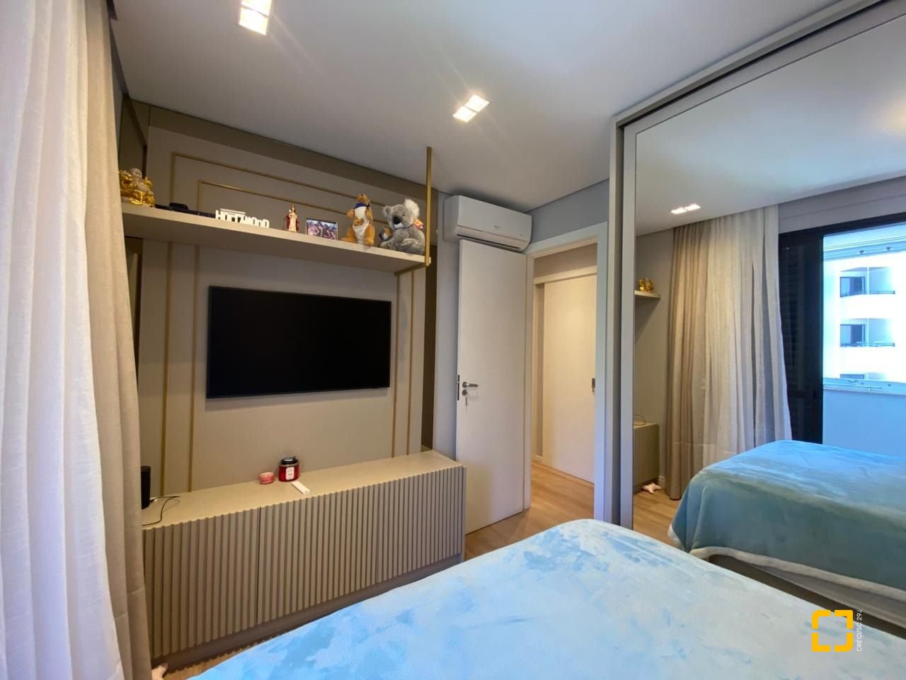 Apartamento com 90m², 5 quartos (sendo 1 suíte), 2 garagens, no bairro João Paulo em Florianópolis