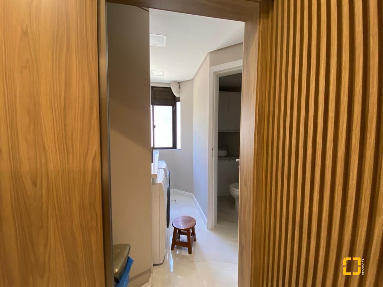 Apartamento com 90m², 5 quartos (sendo 1 suíte), 2 garagens, no bairro João Paulo em Florianópolis