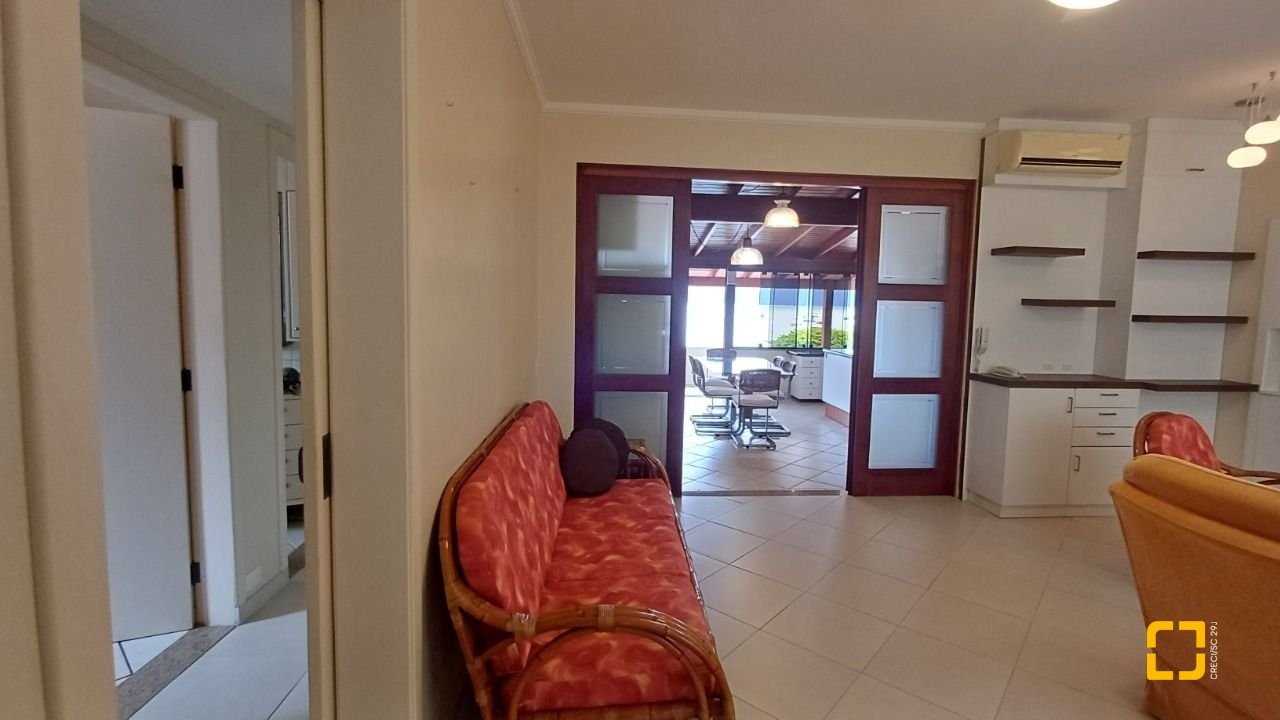 Cobertura com 108m², 3 quartos (sendo 1 suíte), 1 garagem, no bairro Jurerê em Florianópolis