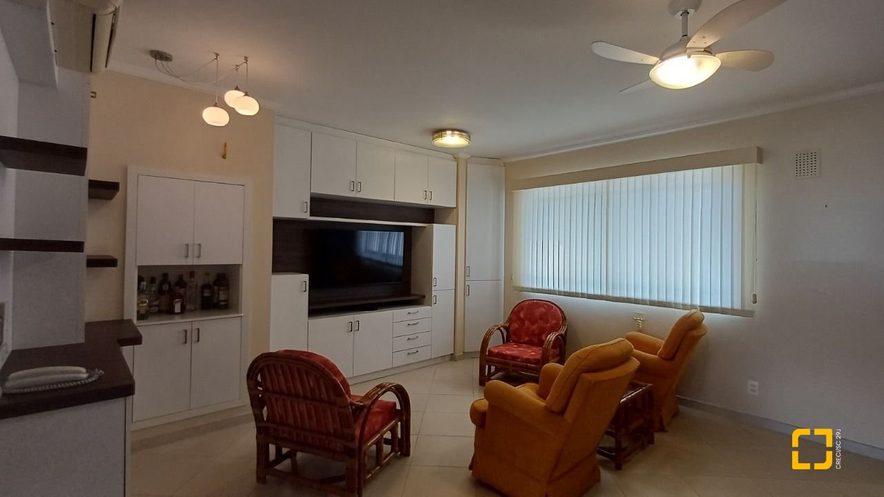 Cobertura com 108m², 3 quartos (sendo 1 suíte), 1 garagem, no bairro Jurerê em Florianópolis