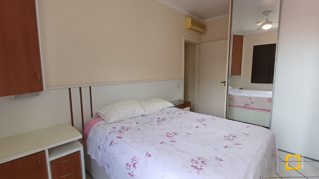 Cobertura com 108m², 3 quartos (sendo 1 suíte), 1 garagem, no bairro Jurerê em Florianópolis