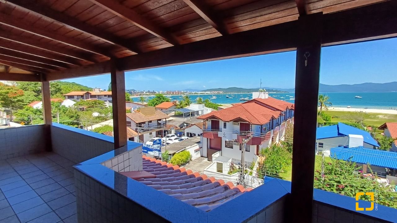 Cobertura com 108m², 3 quartos (sendo 1 suíte), 1 garagem, no bairro Jurerê em Florianópolis