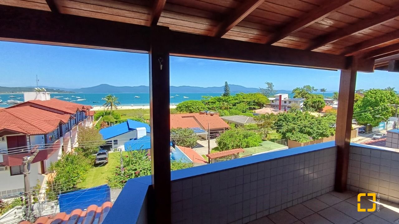 Cobertura com 108m², 3 quartos (sendo 1 suíte), 1 garagem, no bairro Jurerê em Florianópolis