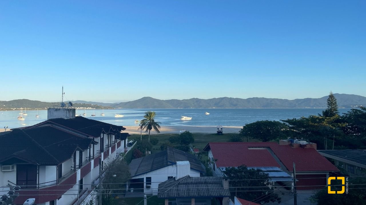 Cobertura com 108m², 3 quartos (sendo 1 suíte), 1 garagem, no bairro Jurerê em Florianópolis