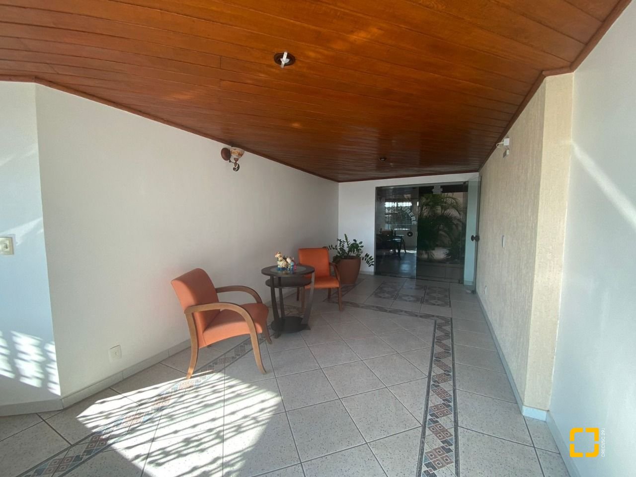 Cobertura com 108m², 3 quartos (sendo 1 suíte), 1 garagem, no bairro Jurerê em Florianópolis