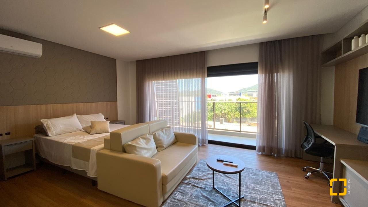 Studio com 48m², 1 quarto (sendo 1 suíte), 1 garagem, no bairro Saco Grande em Florianópolis