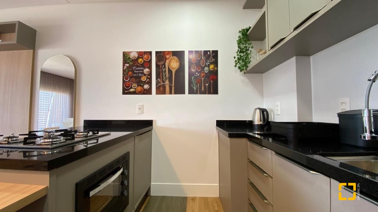 Studio com 48m², 1 quarto (sendo 1 suíte), 1 garagem, no bairro Saco Grande em Florianópolis