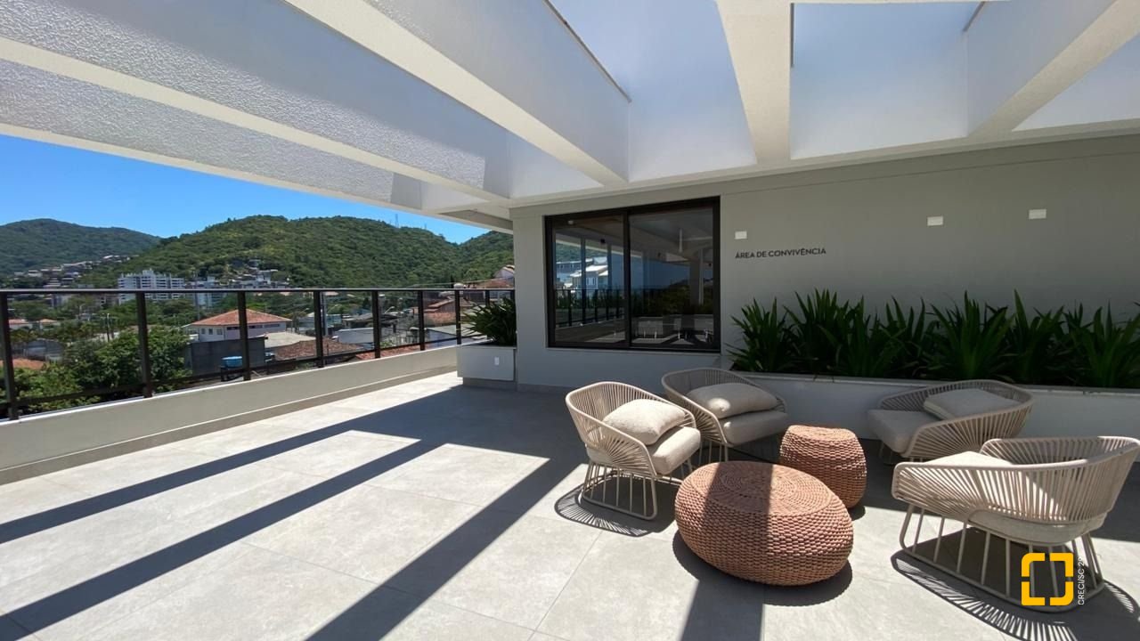 Studio com 48m², 1 quarto (sendo 1 suíte), 1 garagem, no bairro Saco Grande em Florianópolis