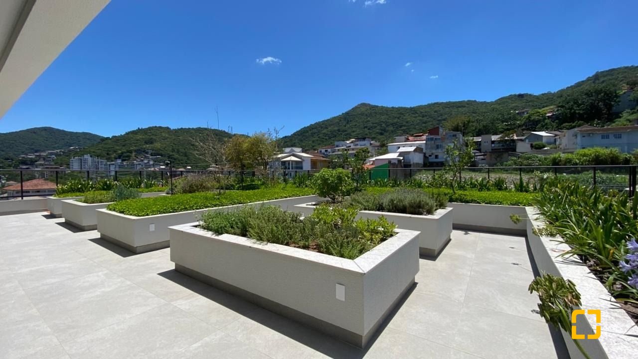 Studio com 48m², 1 quarto (sendo 1 suíte), 1 garagem, no bairro Saco Grande em Florianópolis