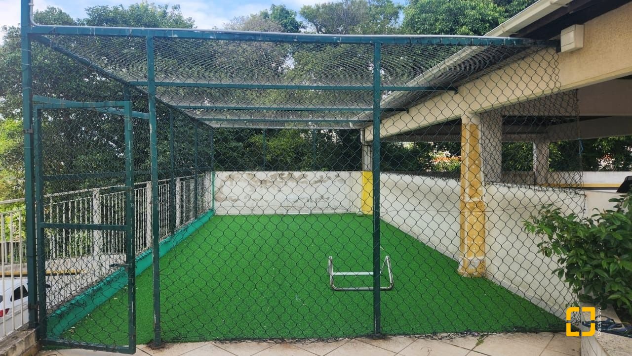 Apartamento com 59m², 2 quartos, 1 garagem, no bairro Barreiros em São José