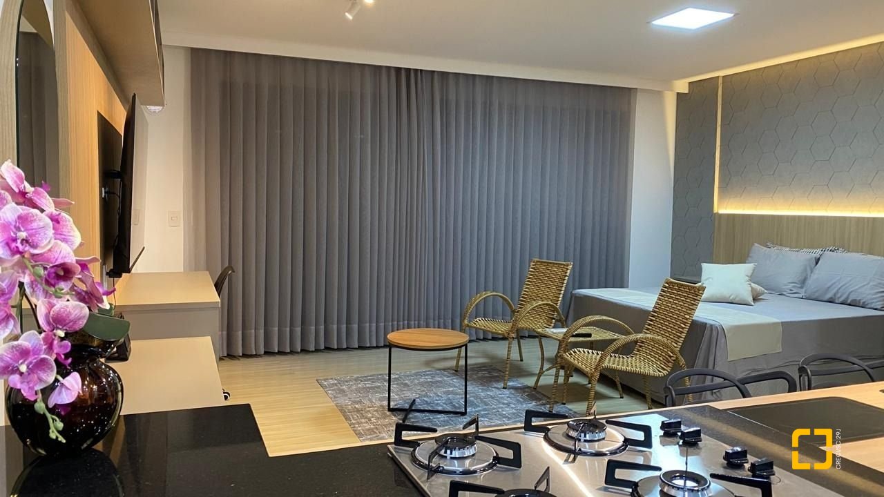 Studio com 47m², 1 quarto (sendo 1 suíte), 1 garagem, no bairro Saco Grande em Florianópolis