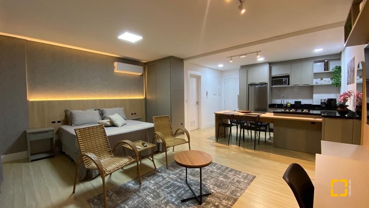 Studio com 47m², 1 quarto (sendo 1 suíte), 1 garagem, no bairro Saco Grande em Florianópolis