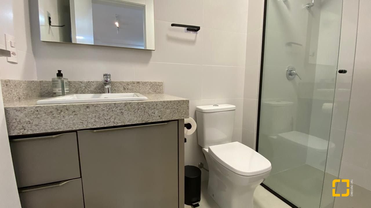 Studio com 47m², 1 quarto (sendo 1 suíte), 1 garagem, no bairro Saco Grande em Florianópolis