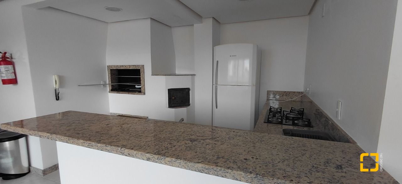 Apartamento com 80m², 3 quartos (sendo 1 suíte), 1 garagem, no bairro Trindade em Florianópolis