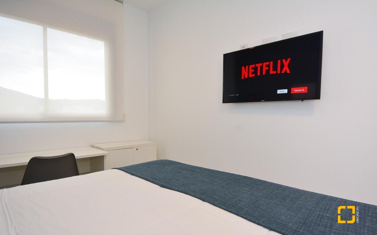 Apartamento com 71m², 3 quartos (sendo 1 suíte), 1 garagem, no bairro Cachoeira do Bom Jesus em Florianópolis