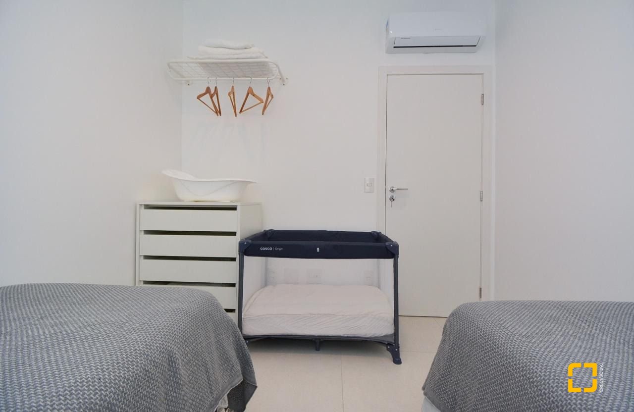 Apartamento com 71m², 3 quartos (sendo 1 suíte), 1 garagem, no bairro Cachoeira do Bom Jesus em Florianópolis