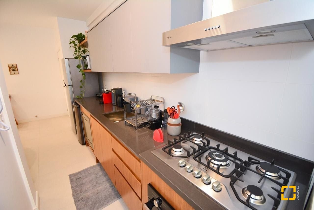Apartamento com 71m², 3 quartos (sendo 1 suíte), 1 garagem, no bairro Cachoeira do Bom Jesus em Florianópolis