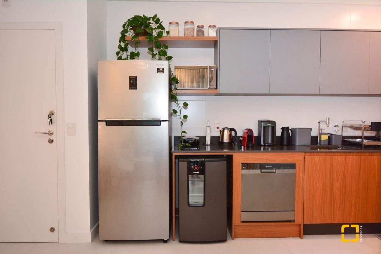 Apartamento com 71m², 3 quartos (sendo 1 suíte), 1 garagem, no bairro Cachoeira do Bom Jesus em Florianópolis