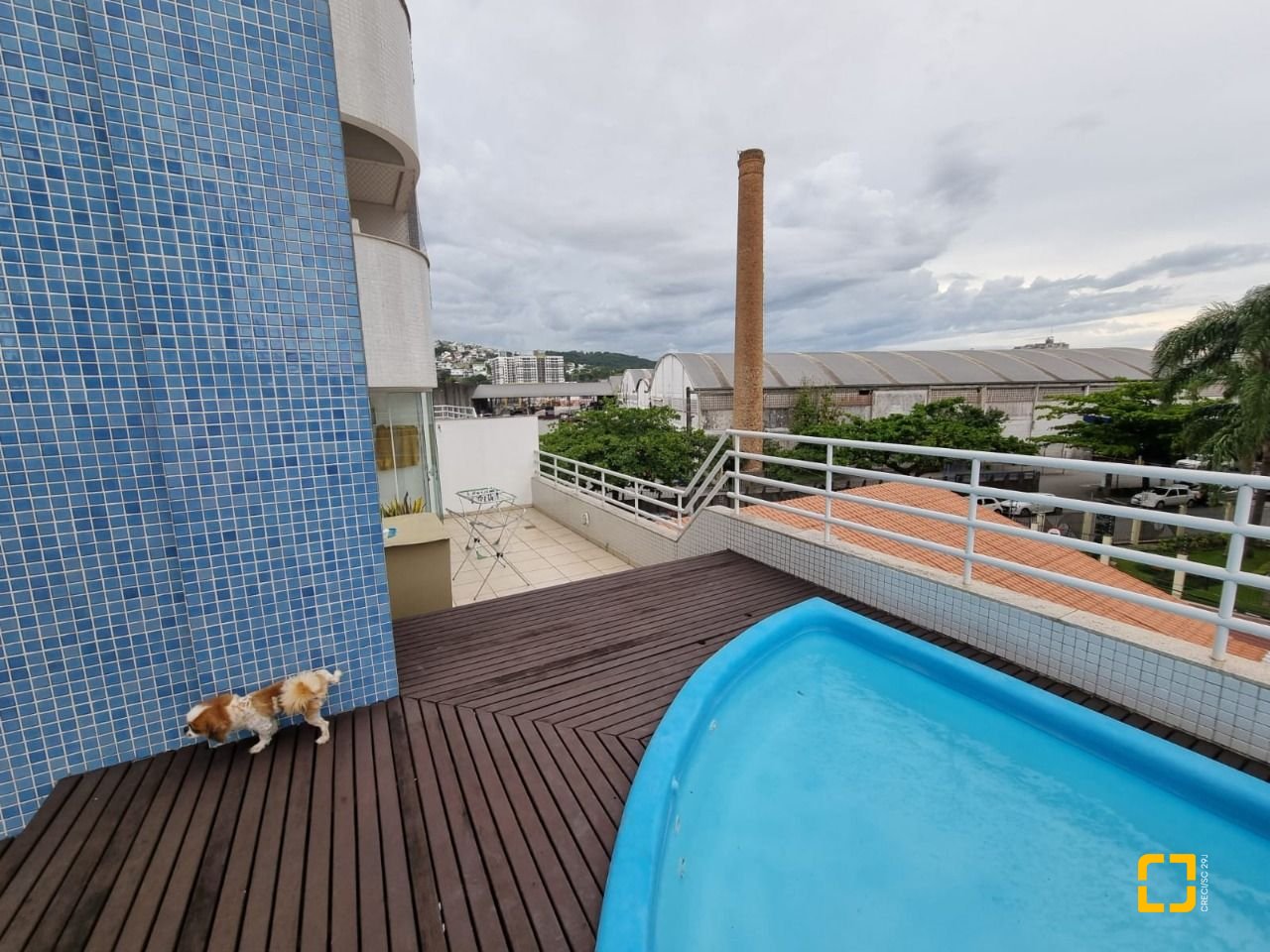 Apartamento com 190m², 4 quartos (sendo 1 suíte), 2 garagens, no bairro Kobrasol em São José
