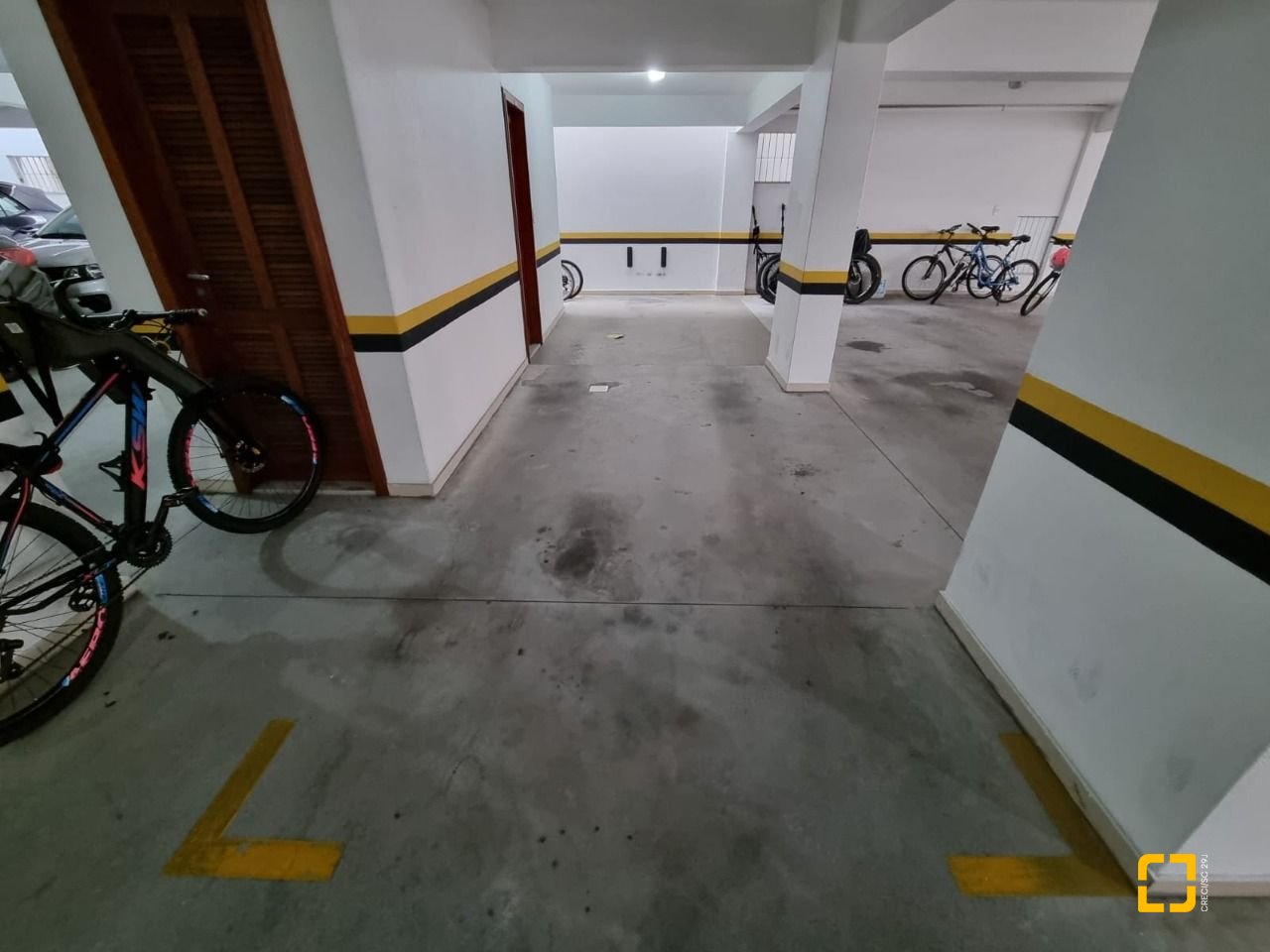 Apartamento com 190m², 4 quartos (sendo 1 suíte), 2 garagens, no bairro Kobrasol em São José