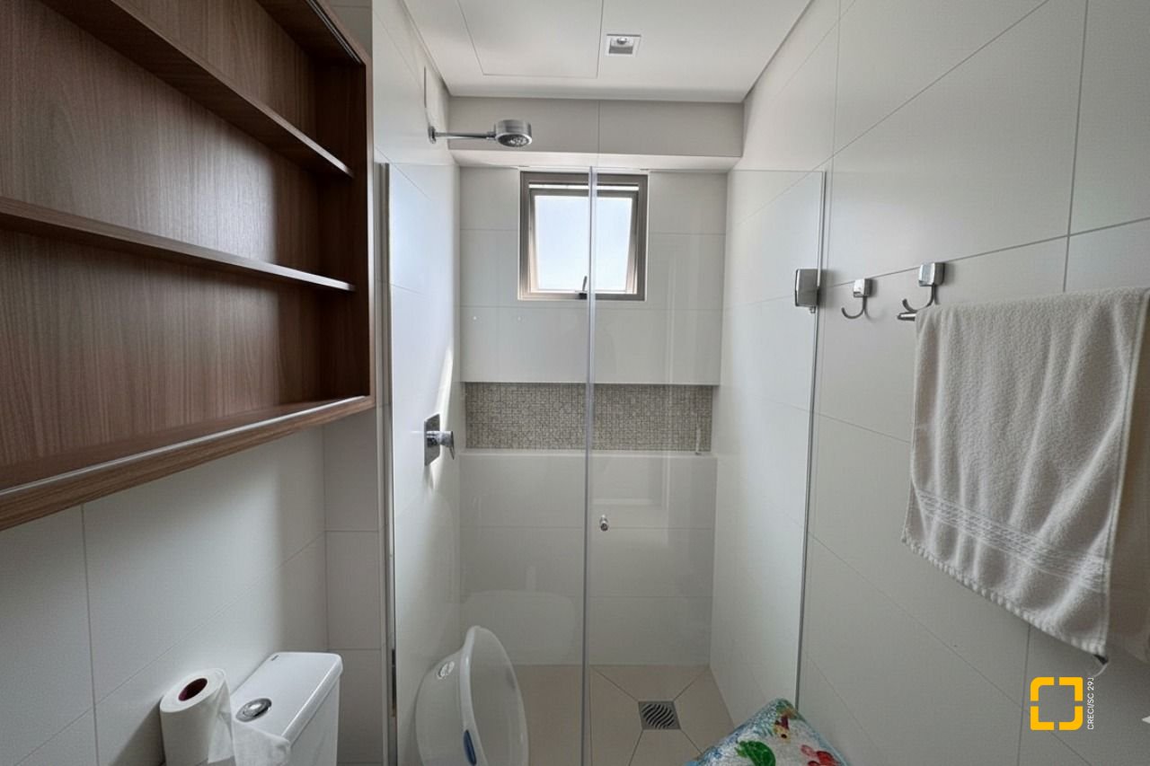 Apartamento com 87m², 4 quartos (sendo 1 suíte), 2 garagens, no bairro Jardim Atlântico em Florianópolis