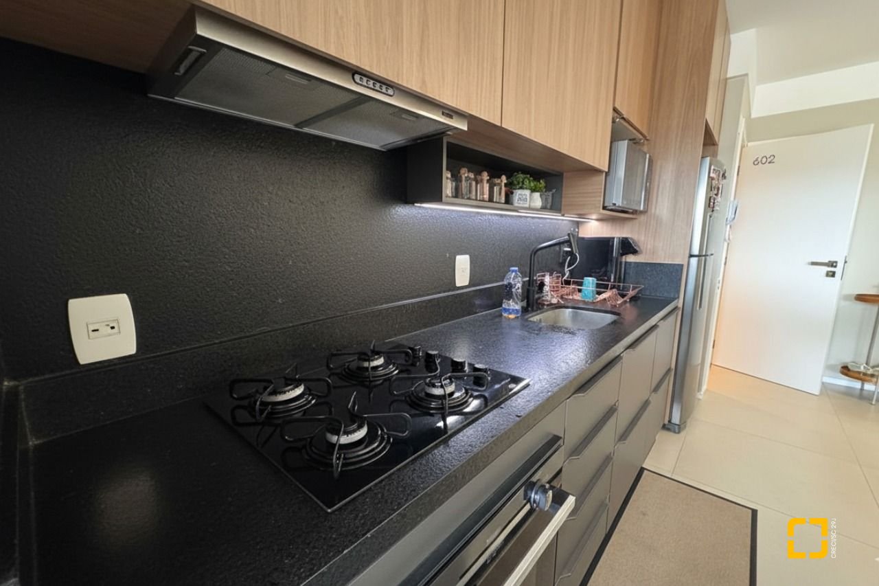 Apartamento com 87m², 4 quartos (sendo 1 suíte), 2 garagens, no bairro Jardim Atlântico em Florianópolis