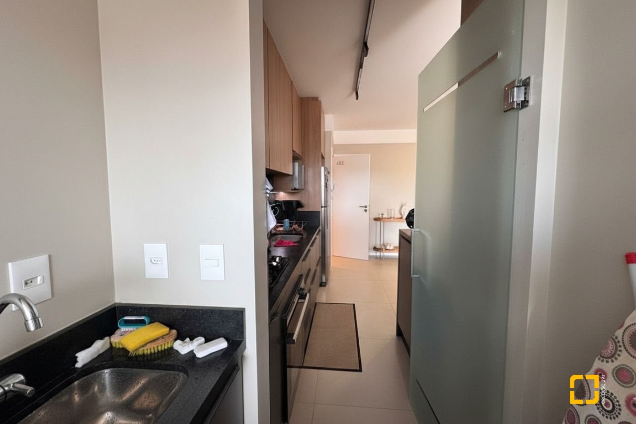 Apartamento com 87m², 4 quartos (sendo 1 suíte), 2 garagens, no bairro Jardim Atlântico em Florianópolis