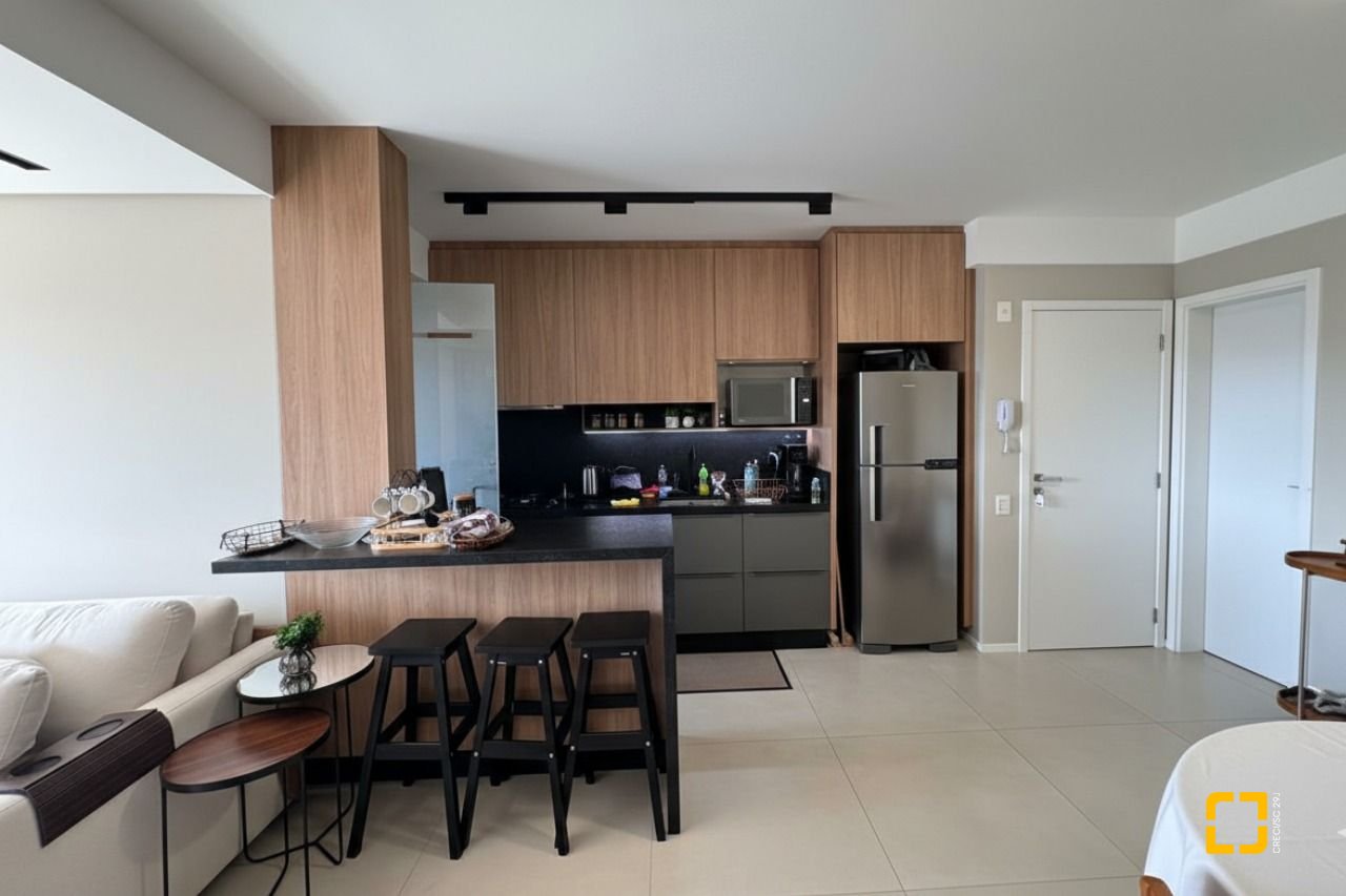 Apartamento com 87m², 4 quartos (sendo 1 suíte), 2 garagens, no bairro Jardim Atlântico em Florianópolis