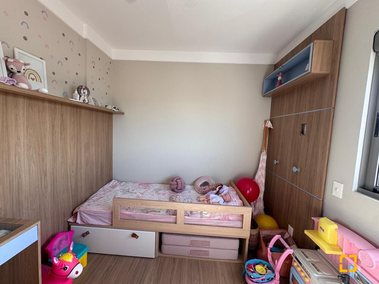Apartamento com 87m², 4 quartos (sendo 1 suíte), 2 garagens, no bairro Jardim Atlântico em Florianópolis