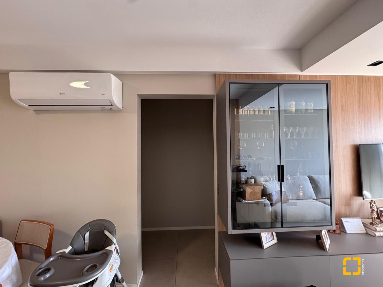 Apartamento com 87m², 4 quartos (sendo 1 suíte), 2 garagens, no bairro Jardim Atlântico em Florianópolis