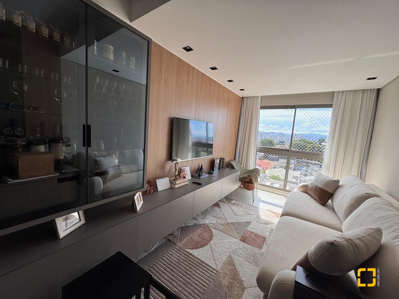 Apartamento com 87m², 4 quartos (sendo 1 suíte), 2 garagens, no bairro Jardim Atlântico em Florianópolis