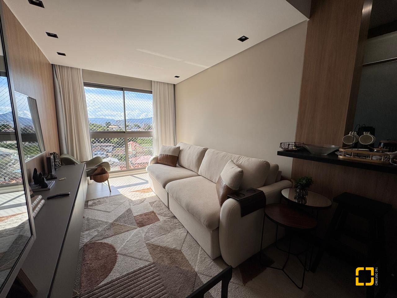 Apartamento com 87m², 4 quartos (sendo 1 suíte), 2 garagens, no bairro Jardim Atlântico em Florianópolis