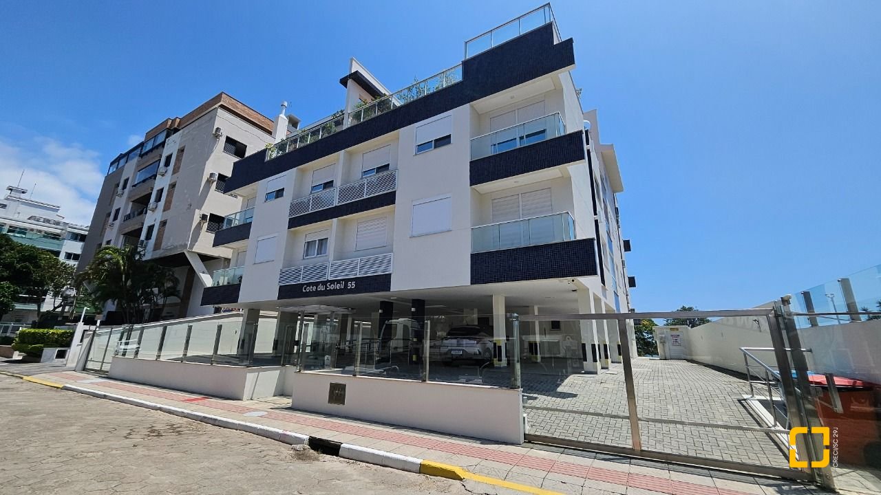Apartamento com 116m², 4 quartos (sendo 1 suíte), 1 garagem, no bairro Canasvieiras em Florianópolis