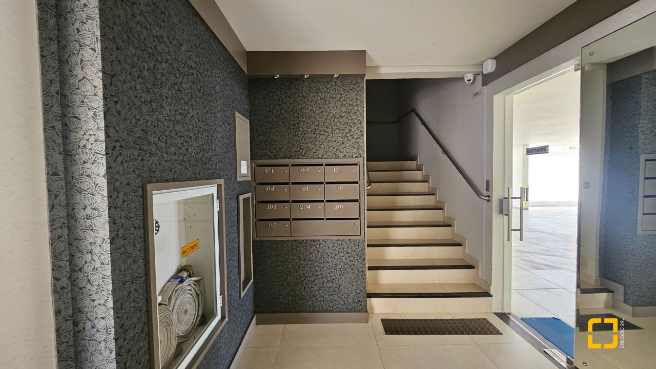Apartamento com 116m², 4 quartos (sendo 1 suíte), 1 garagem, no bairro Canasvieiras em Florianópolis