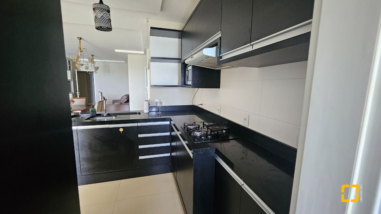 Apartamento com 116m², 4 quartos (sendo 1 suíte), 1 garagem, no bairro Canasvieiras em Florianópolis