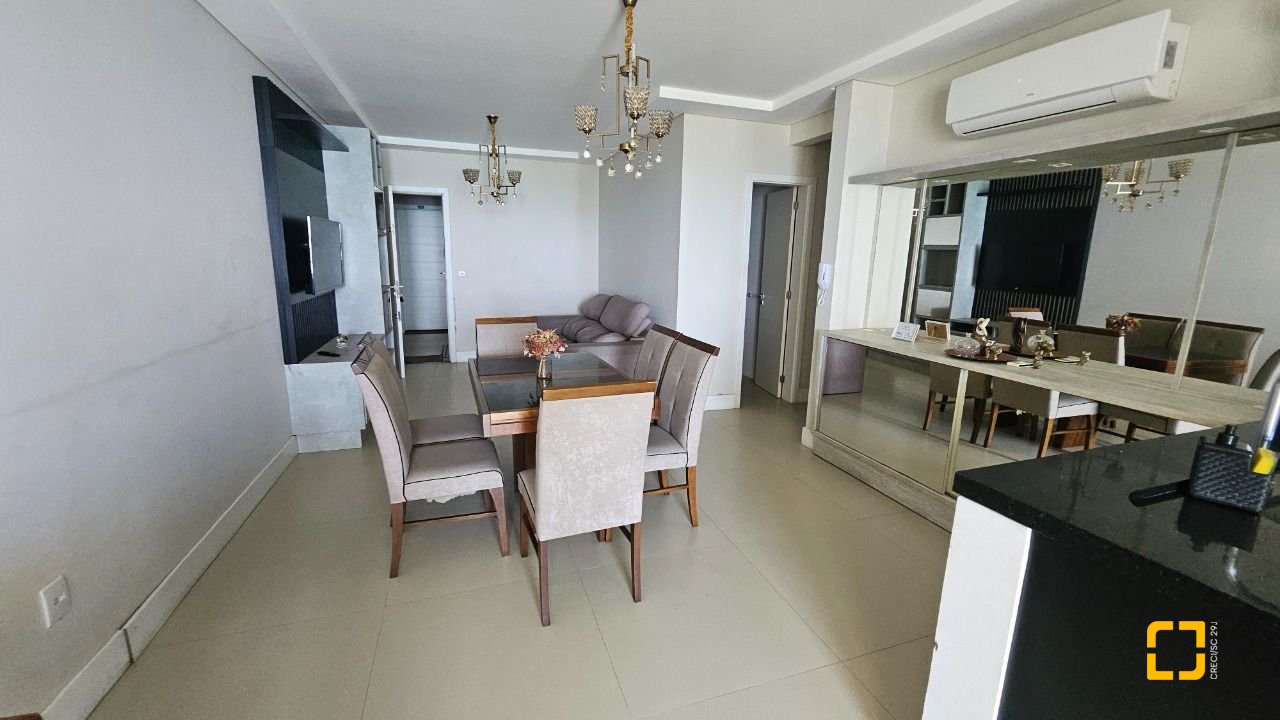 Apartamento com 116m², 4 quartos (sendo 1 suíte), 1 garagem, no bairro Canasvieiras em Florianópolis