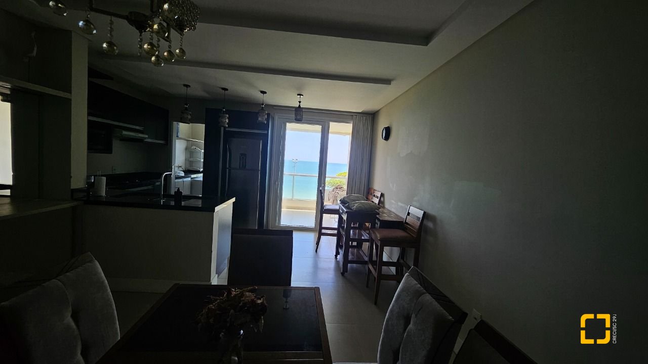 Apartamento com 116m², 4 quartos (sendo 1 suíte), 1 garagem, no bairro Canasvieiras em Florianópolis