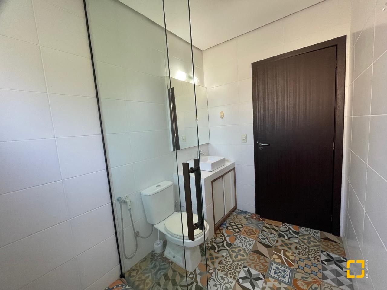 Casa de Condomínio com 225m², 5 quartos, 3 garagens, no bairro Campeche em Florianópolis