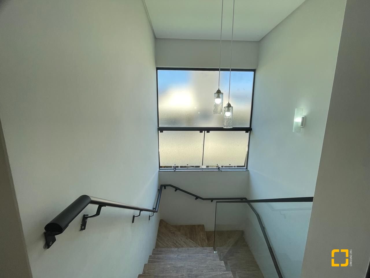 Casa de Condomínio com 225m², 5 quartos, 3 garagens, no bairro Campeche em Florianópolis