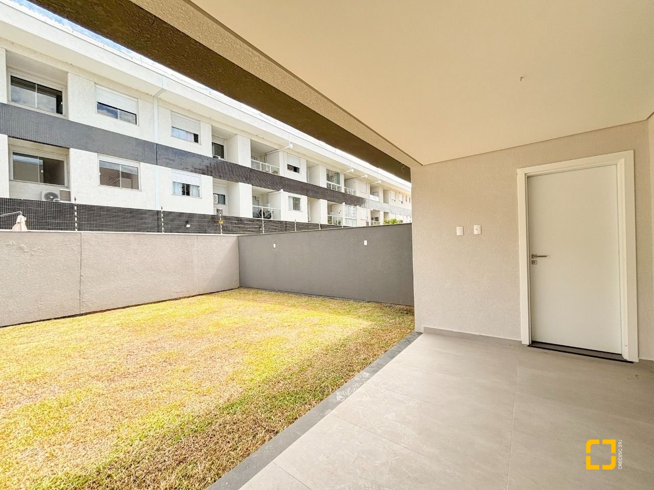 Casa com 201m², 4 quartos (sendo 2 suítes), 2 garagens, no bairro Ingleses do Rio Vermelho em Florianópolis