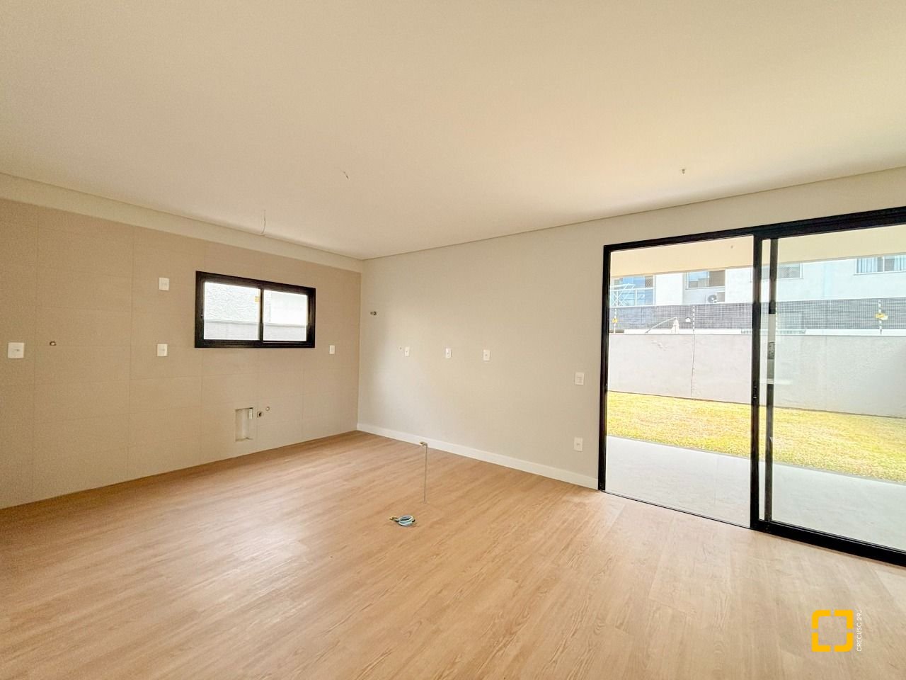 Casa com 201m², 4 quartos (sendo 2 suítes), 2 garagens, no bairro Ingleses do Rio Vermelho em Florianópolis