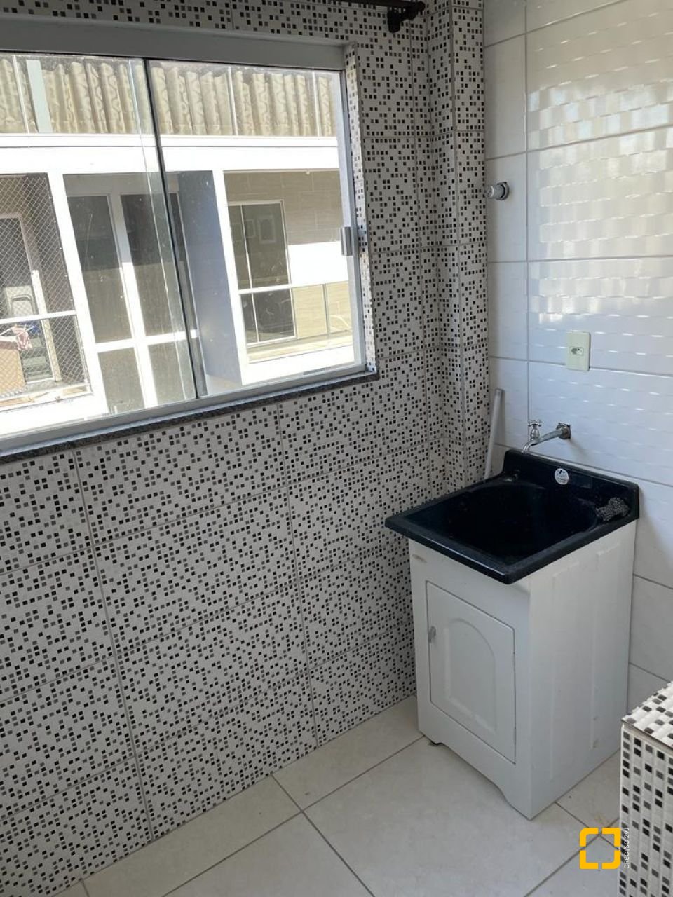Apartamento com 61m², 2 quartos, 1 garagem, no bairro Ingleses em Florianópolis