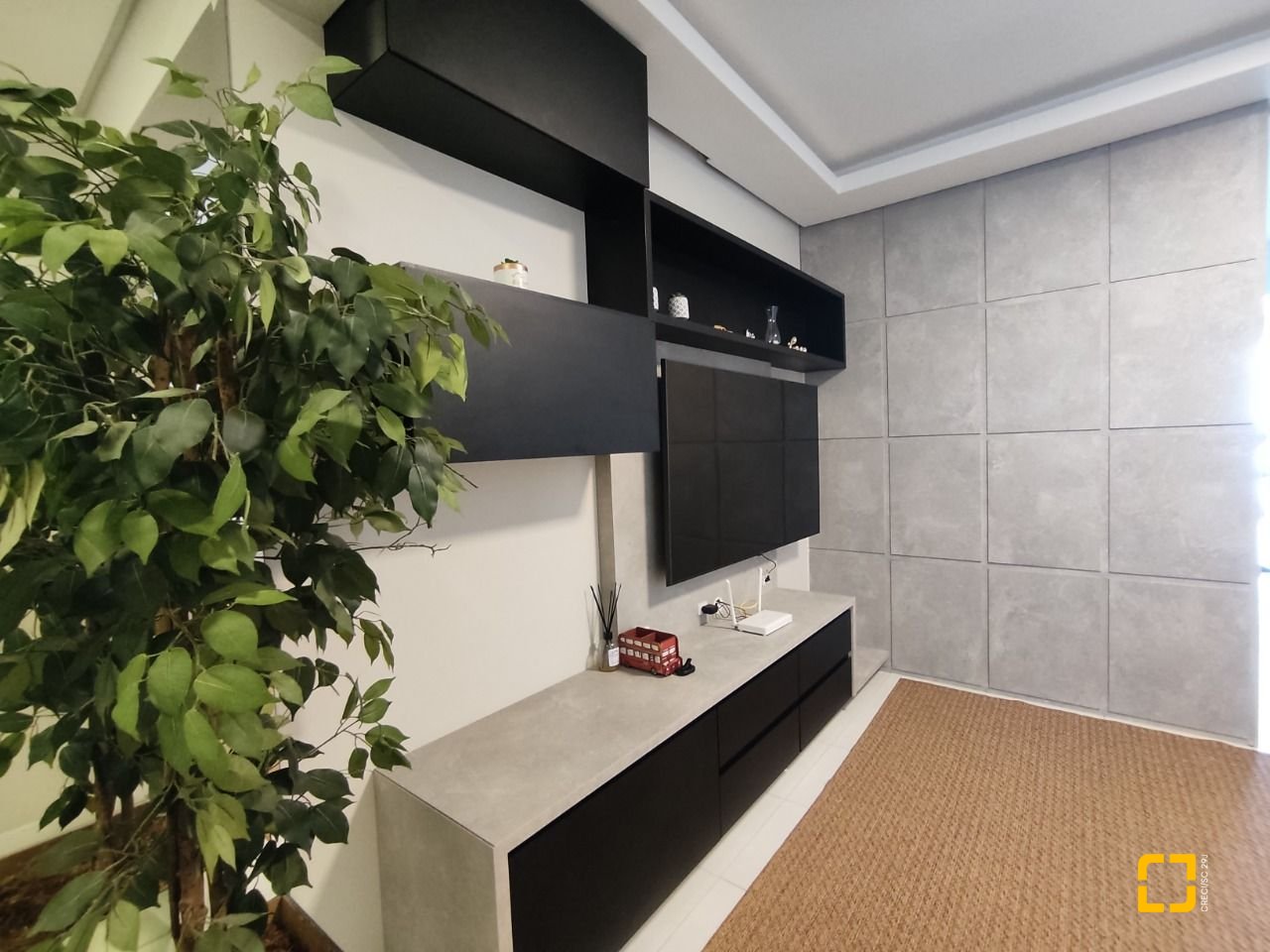Apartamento com 100m², 4 quartos (sendo 1 suíte), 1 garagem, no bairro Capoeiras em Florianópolis